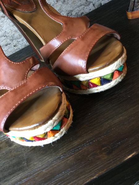 Brown plateform heels