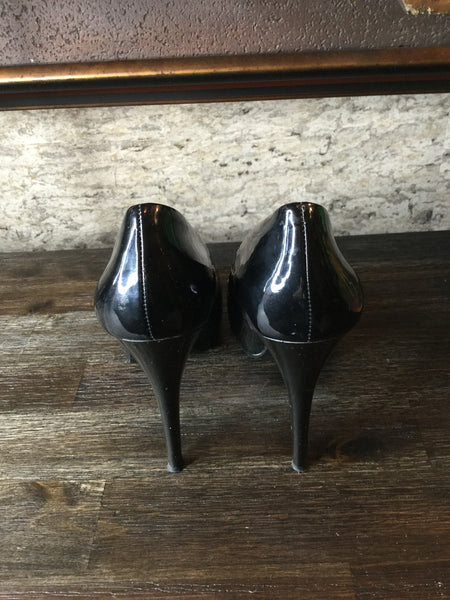 Black patent leather peep toe heels