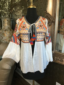 Feathers by Tolani white multi embroidered top