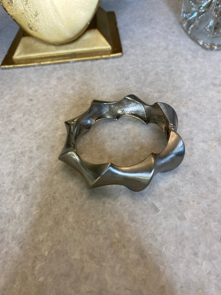 Silver polish swirl hinged metal bangle bracelet