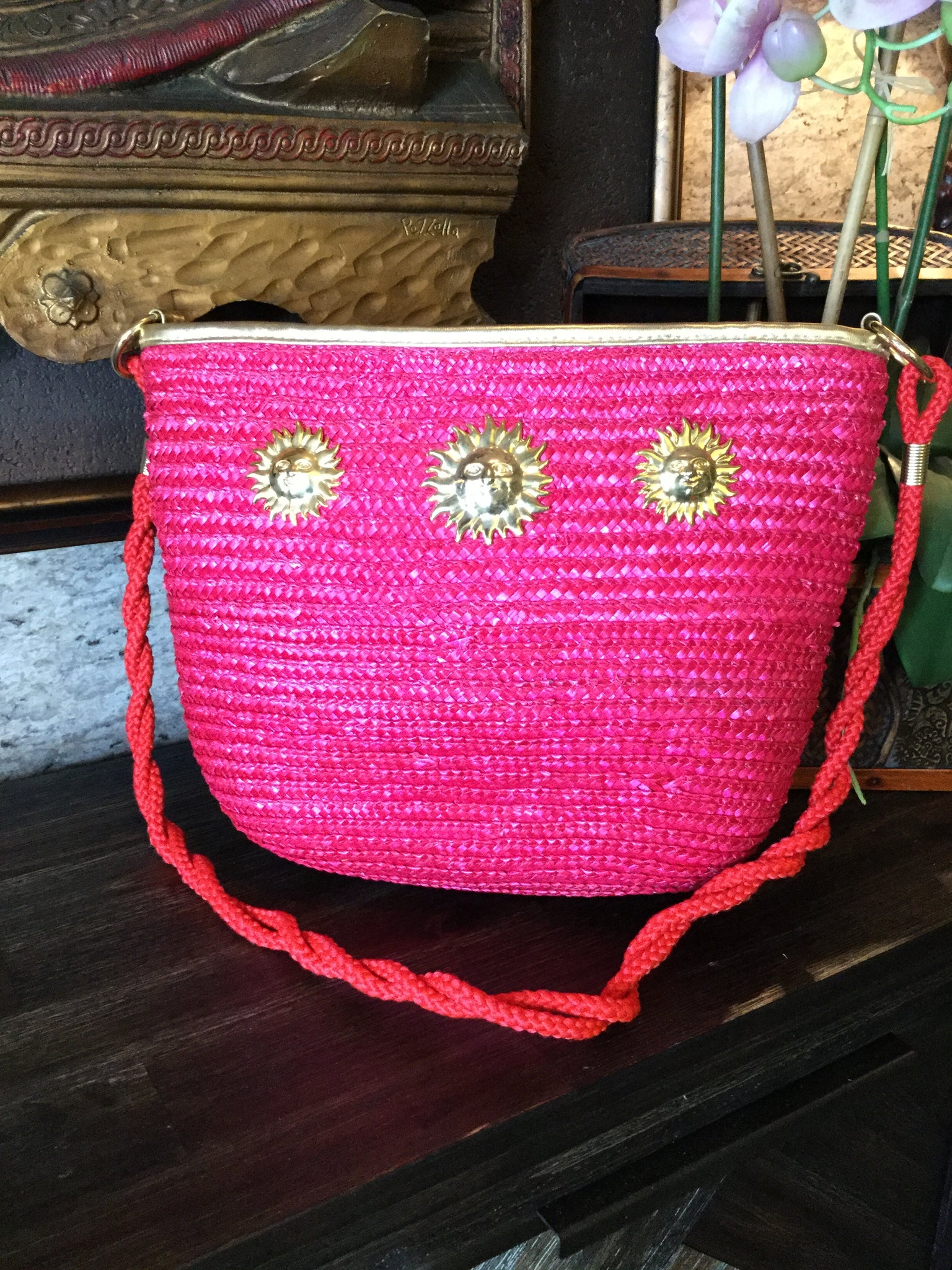 Vintage 90's pink wove straw metal sun print handbag
