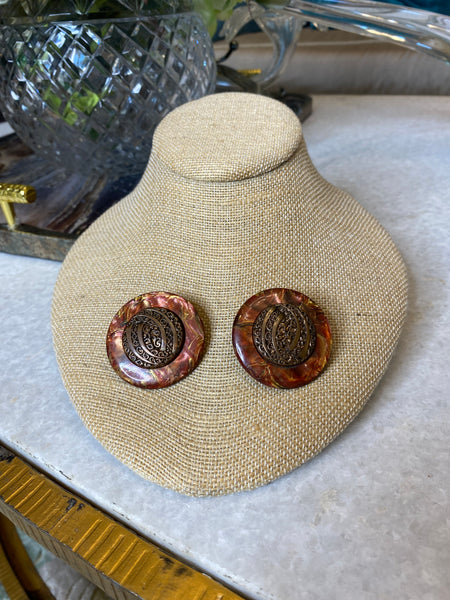Vintage brown marble embossed center earrings