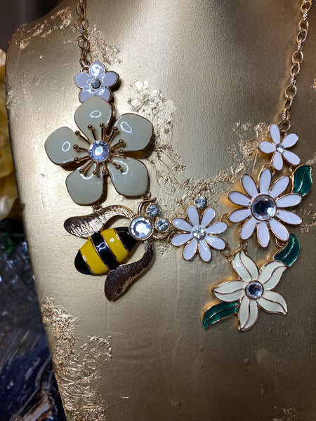 bumblebee floral metal necklace
