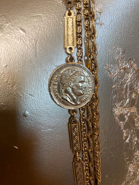 Vintage napoleon elizabeth gold cion necklace
