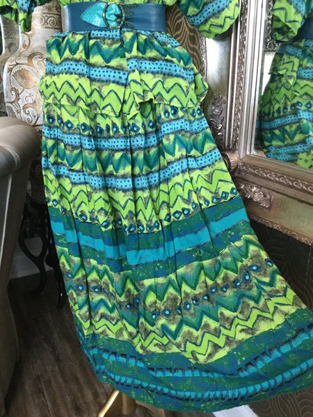 Vintage green multi print top skirt