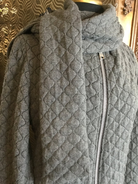 Gray quilted leather hood scraf  jacket