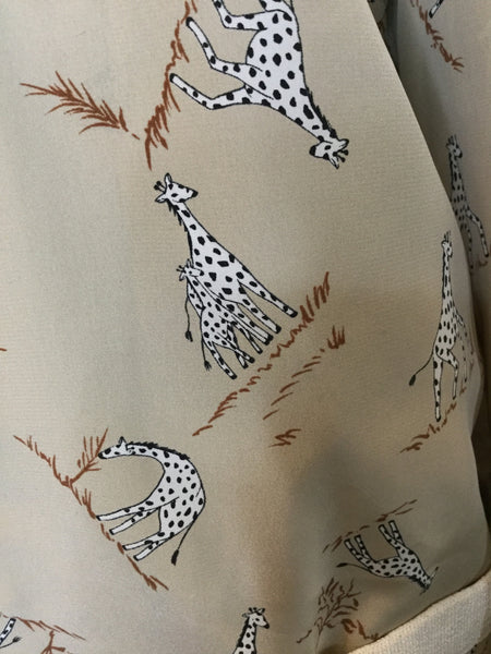 Vintage Beautiful tan giraffe print jacket top skirt