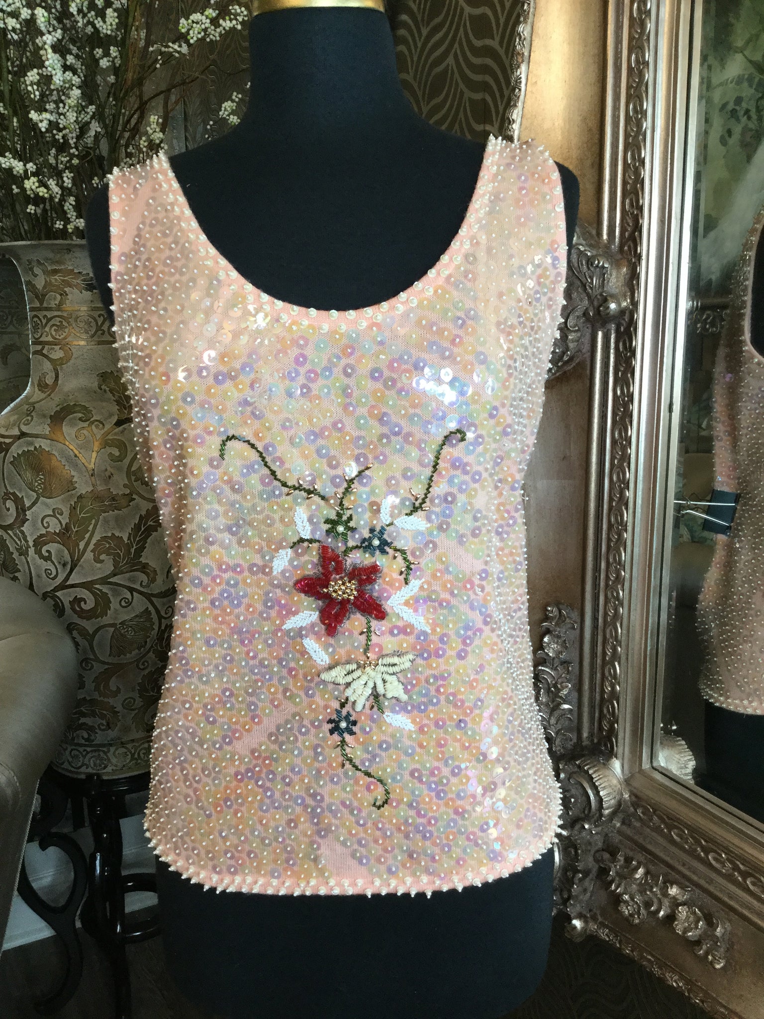 Vintage Beautiful pink sequin knit beaded floral top