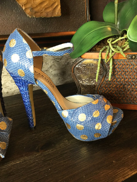 Fabric polkdot blue gold heels Sz 7 1/2
