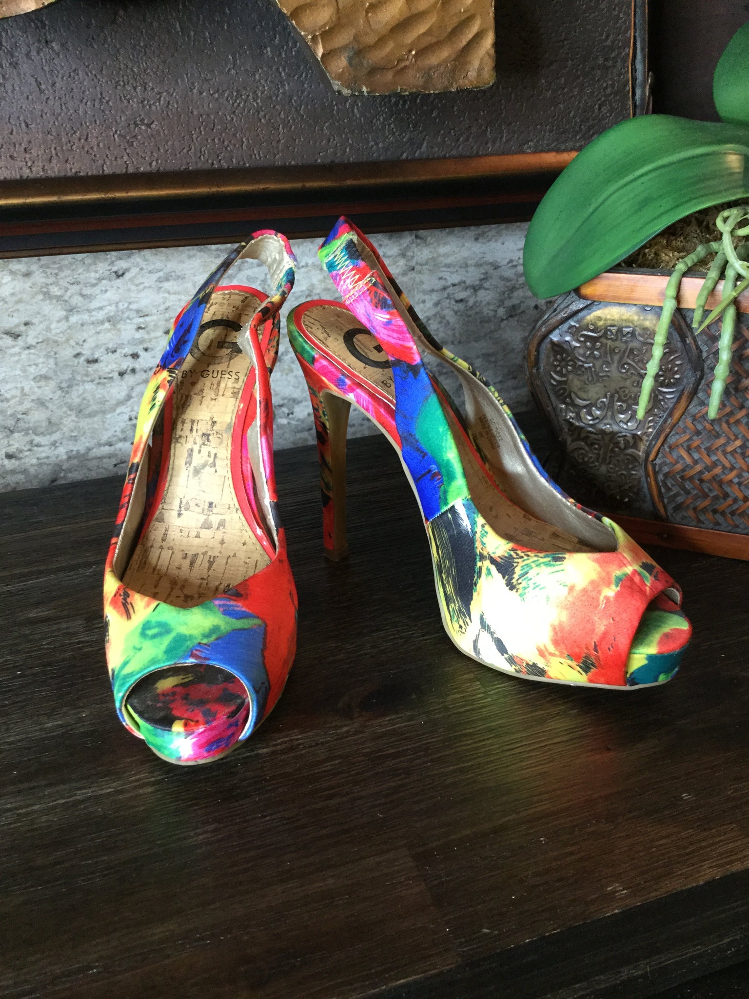 water color fabric sling back heels Sz 6