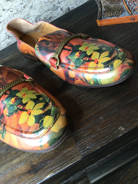 Floral leather loafers