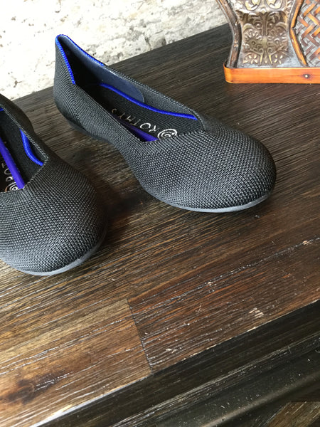 New black comfort flat shoes