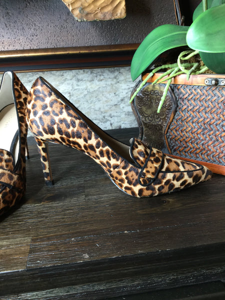 Leopard print heels shoes