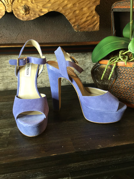 Light purple suede peep toe heels