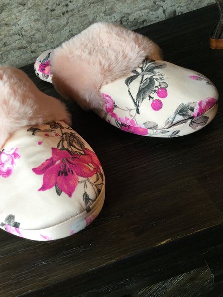 Floral pink slippers house shoes