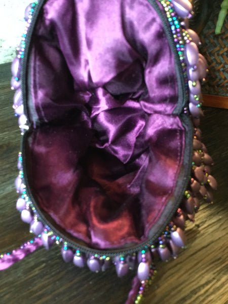 Vintage purple beaded round clutch Handbangs