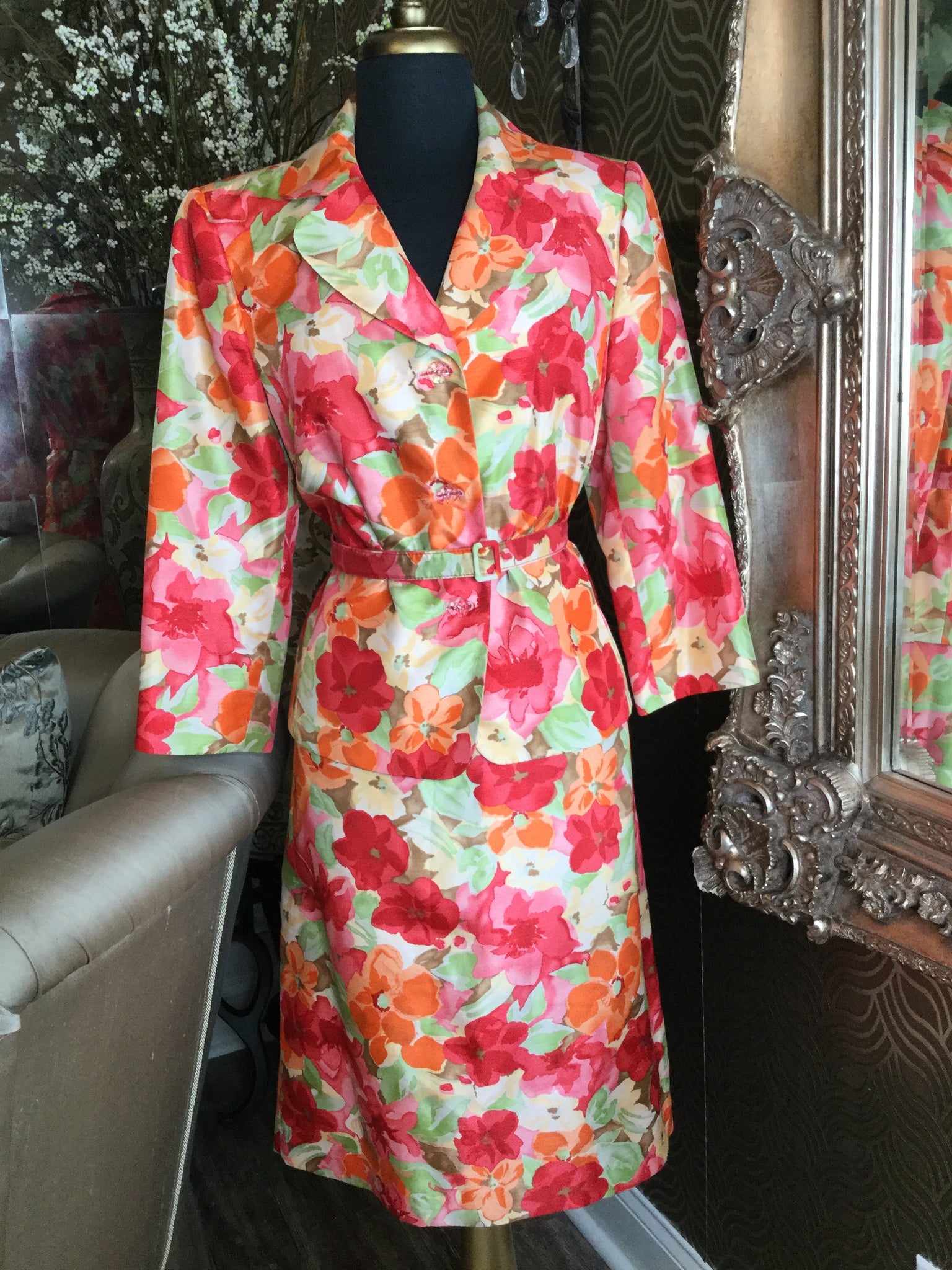 Floral print belt jacket/skirt