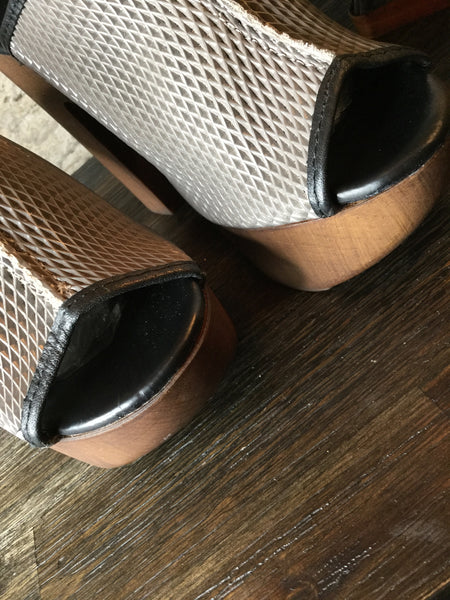 Wooden platform leather slide in heels