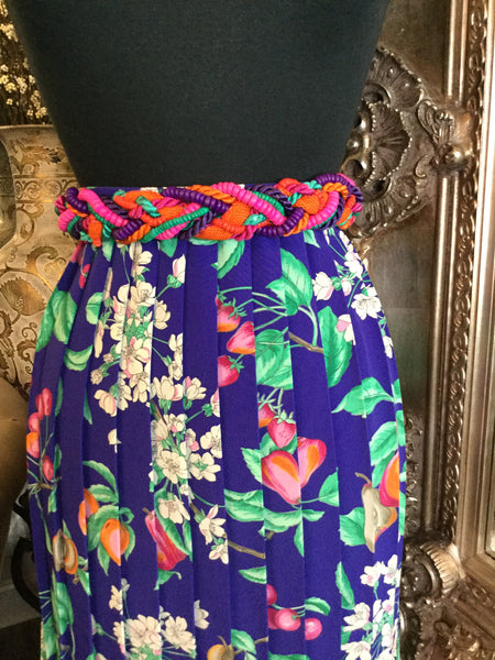 Vintage purple pleaded floral print skirt