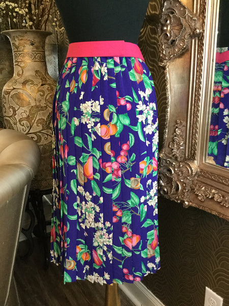 Vintage purple pleaded floral print skirt