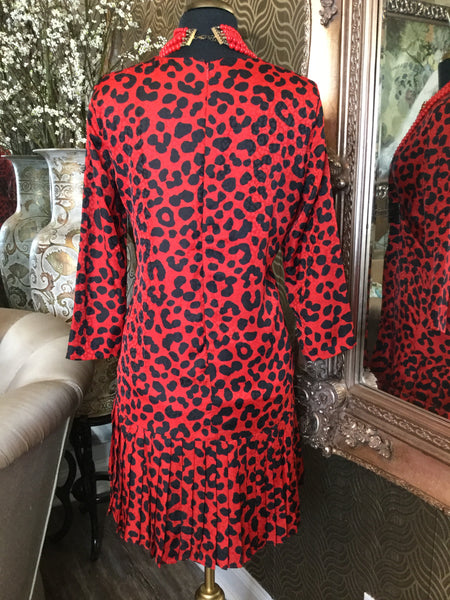 Red black animal print bottom pleated dress