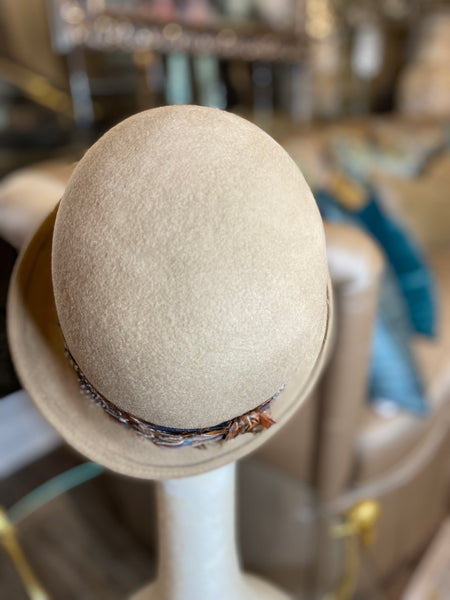Vintage wool feather trim tan bucket hat