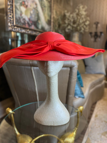 Vintage red wide bram bow hat