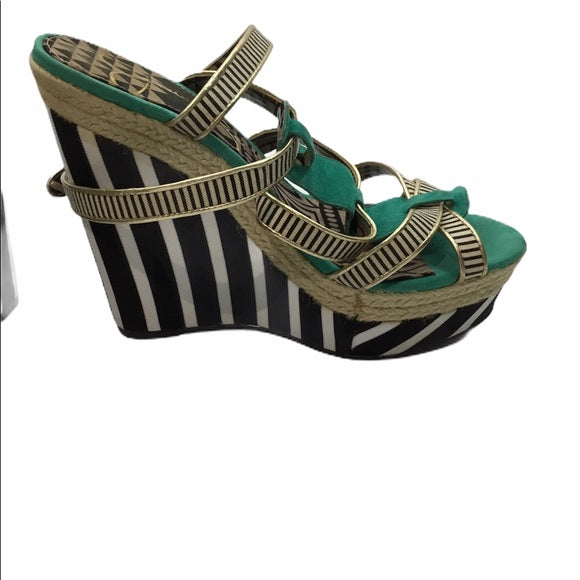 Striped wedges size 6