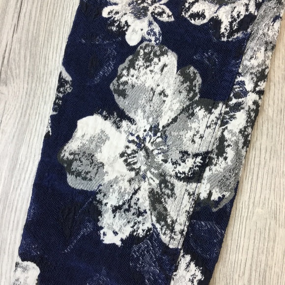 Multi Floral Blue Pants Size 24