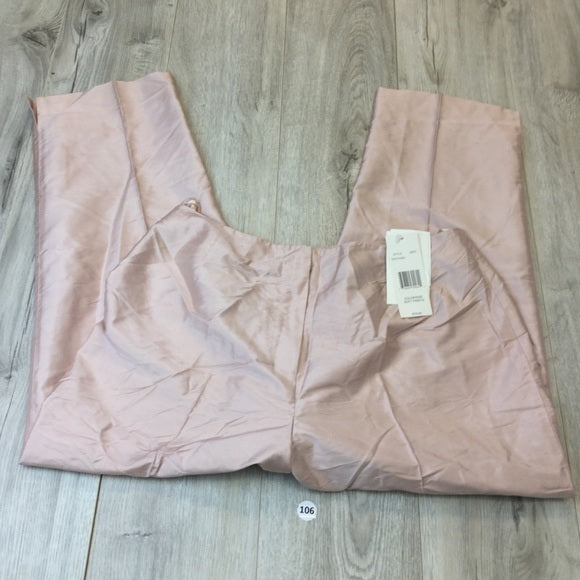 Soft Pink Capri Pants Size 10 (NWT)