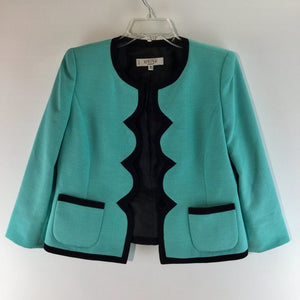 Cut off front long sleeves jacket Size 6P
