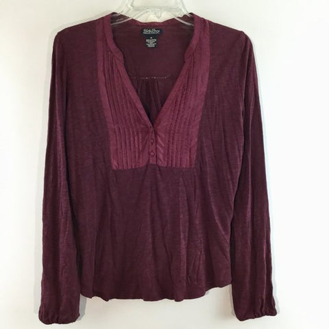 V neck long sleeves top Size M