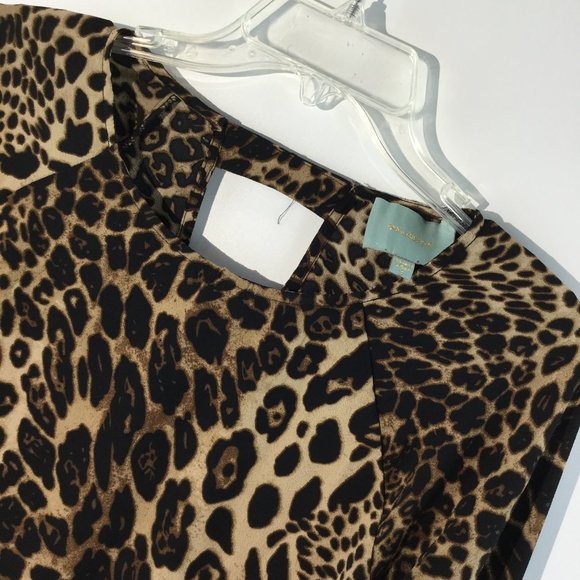 Leopard layer long sleeveless top