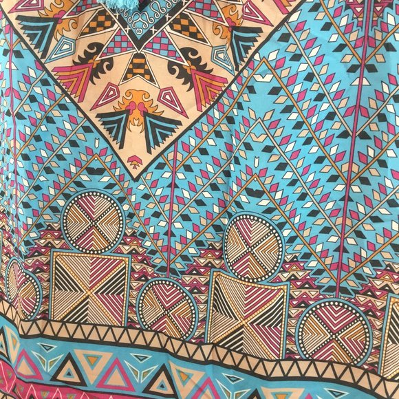 Tribal print long sleeves dress Size M