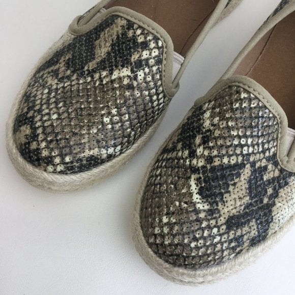 NWOT snakeskin side-in flats loafers