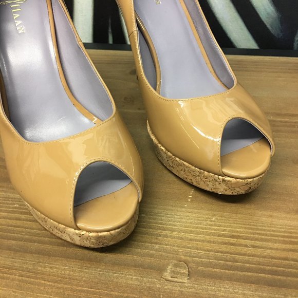 Patent leather crok peep toe heels