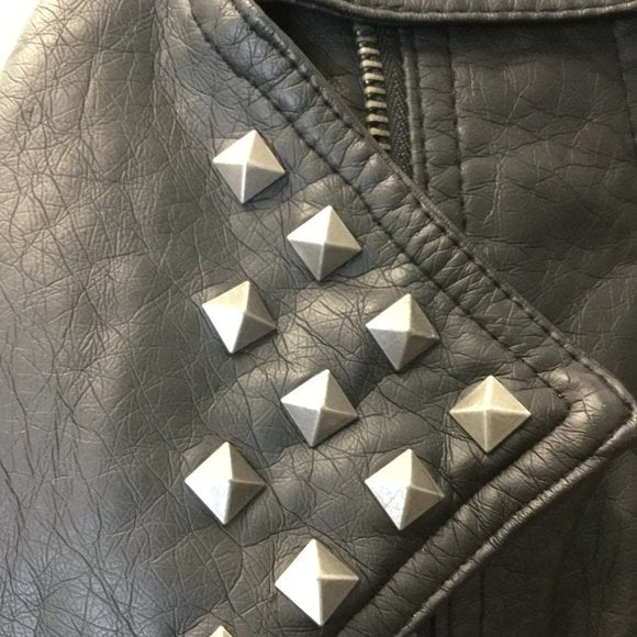 Vegan Leather zipper sleeveless vest